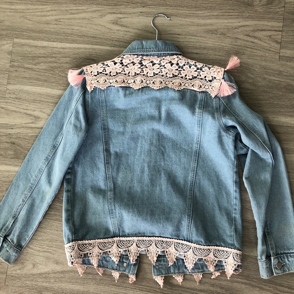 Lace & tassel detail denim jacket 💙 - Picture 2 of 6